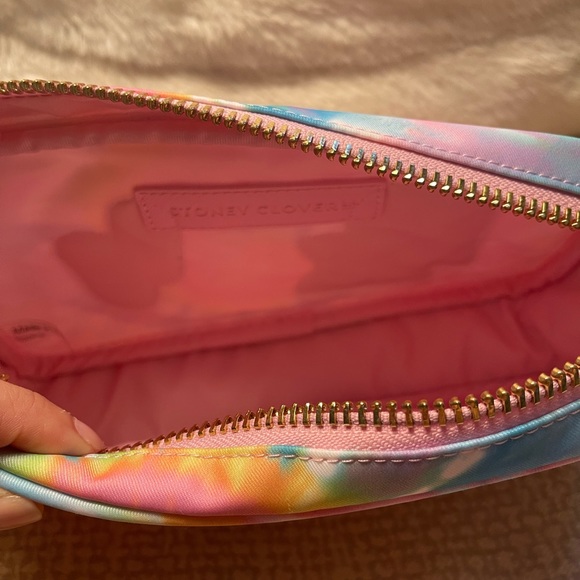 BRAND NEW - Stoney Clover Custom Tie Dye Small Pouch - Picture 2 of 6